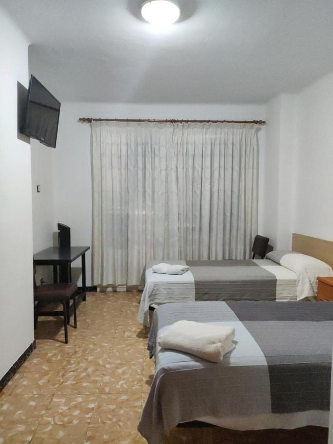 Fonda Ca La Maria Hotel Avinyo ภายนอก รูปภาพ